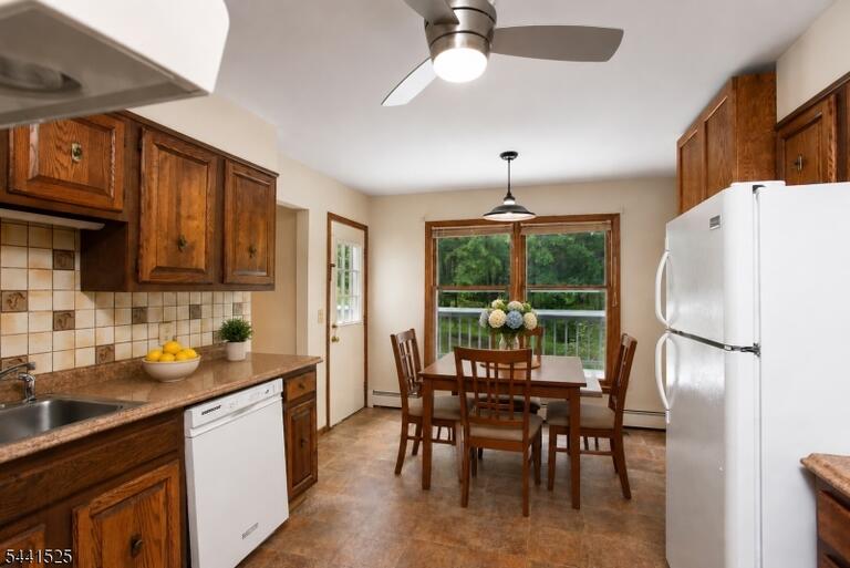 Property listing MLS 4036608 photo 11