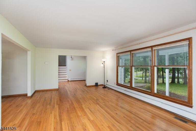 Property listing MLS 4036608 photo 6