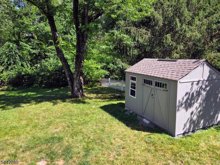 Property listing MLS 4036702 photo 35