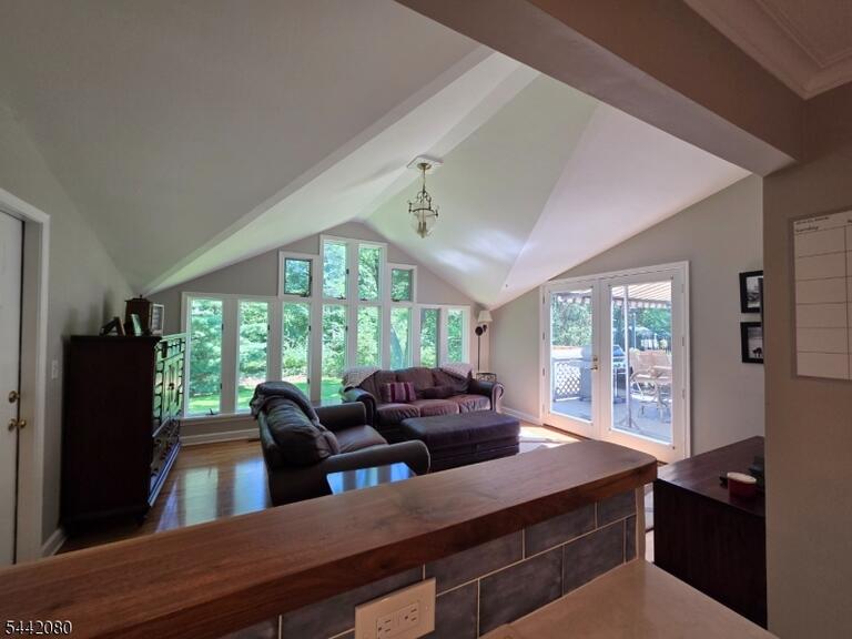 Property listing MLS 4036702 photo 7