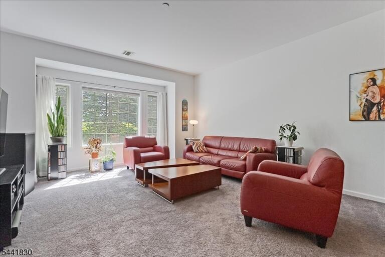 Property listing MLS 4037492 photo 5