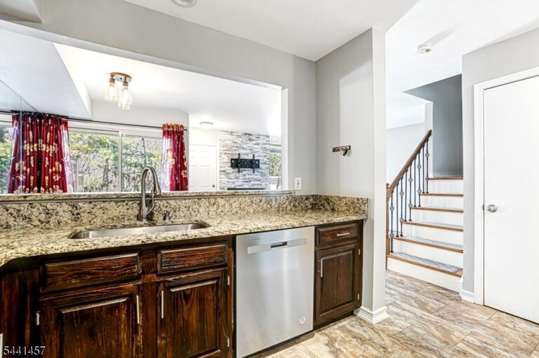 Property listing MLS 4037891 photo 14