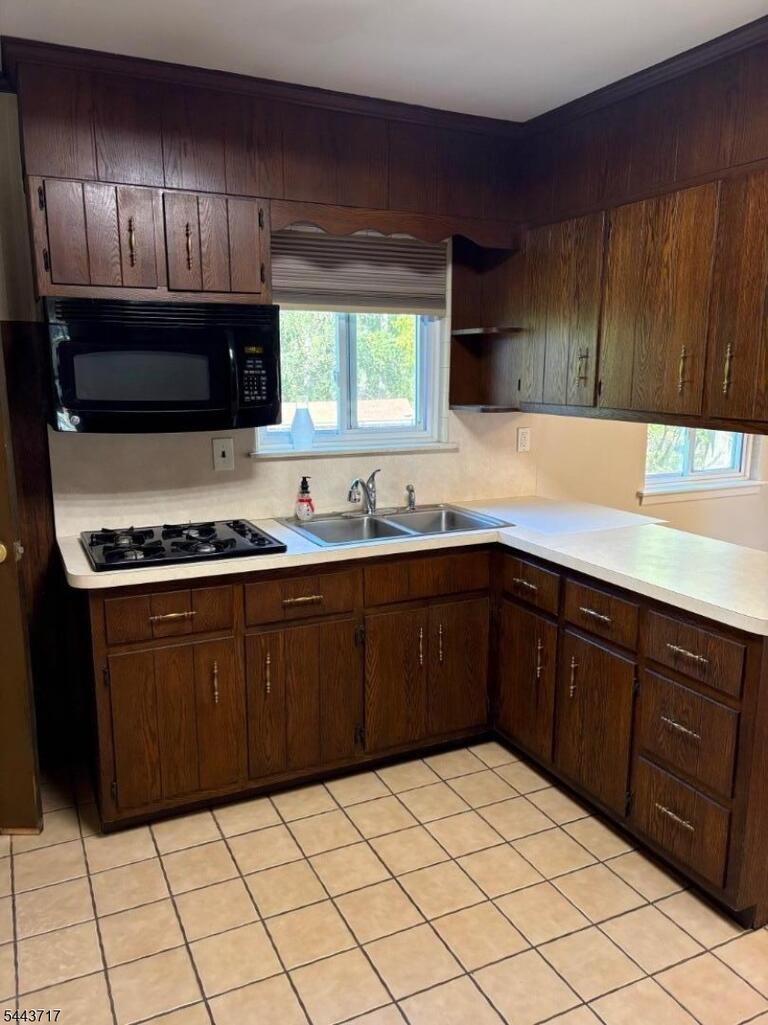 Property listing MLS 4037973 photo 7