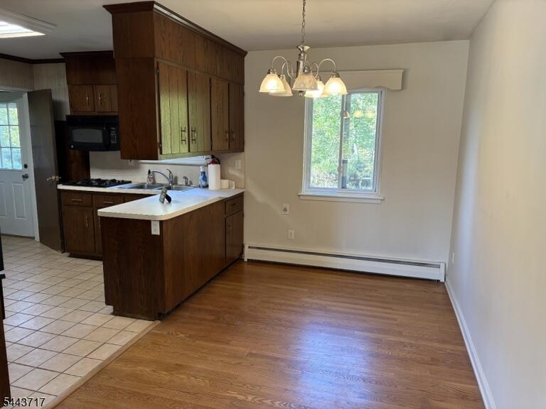 Property listing MLS 4037973 photo 8