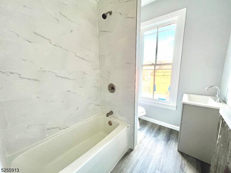 Property listing MLS 4038046 photo 7