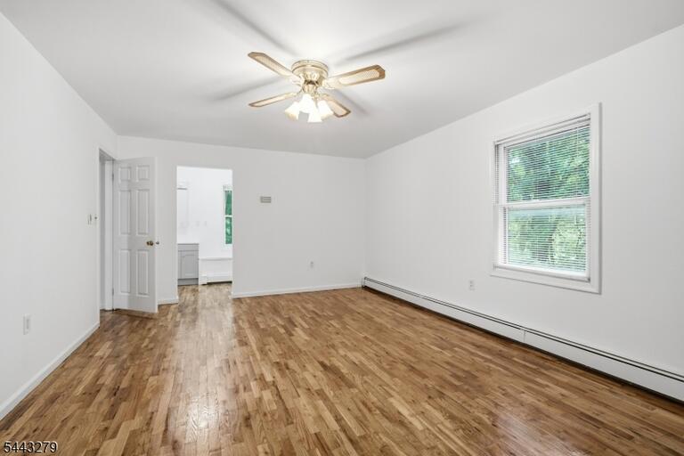 Property listing MLS 4038316 photo 18