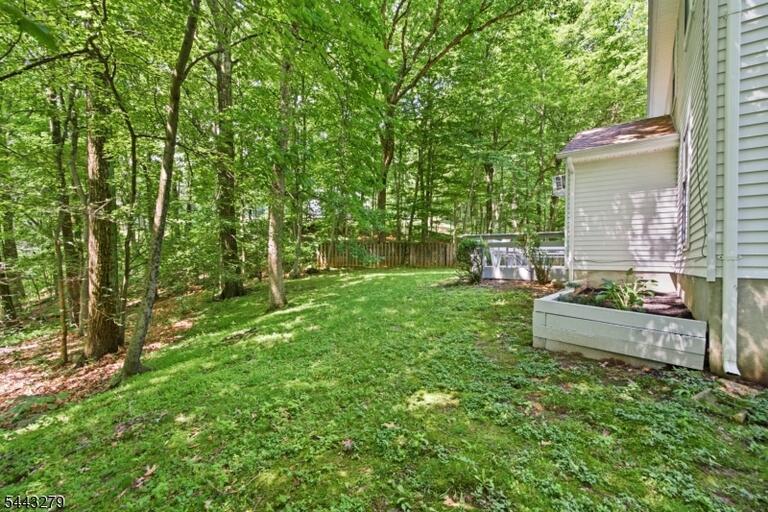 Property listing MLS 4038316 photo 5