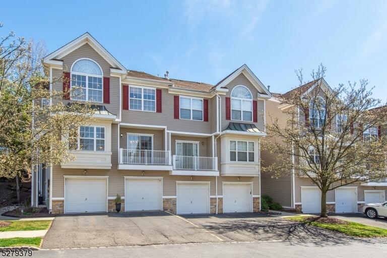 Property listing MLS 4038605 photo 22