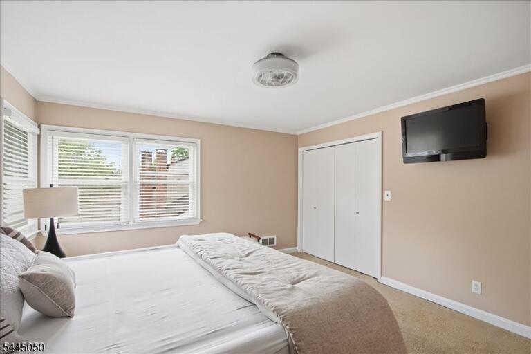 Property listing MLS 4039128 photo 22