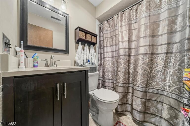 Property listing MLS 4040139 photo 8