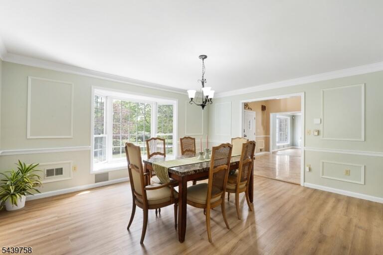 Property listing MLS 4040209 photo 13