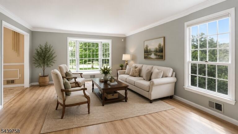 Property listing MLS 4040209 photo 8