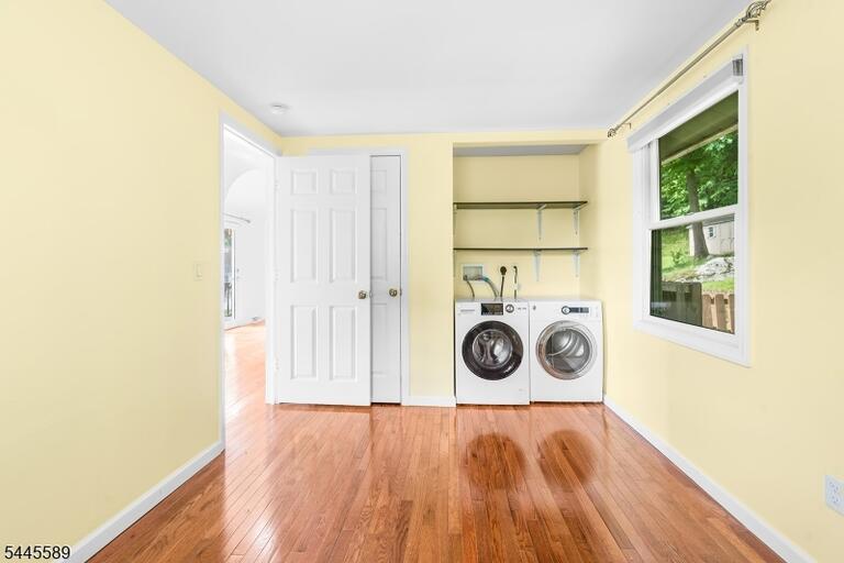 Property listing MLS 4040571 photo 12