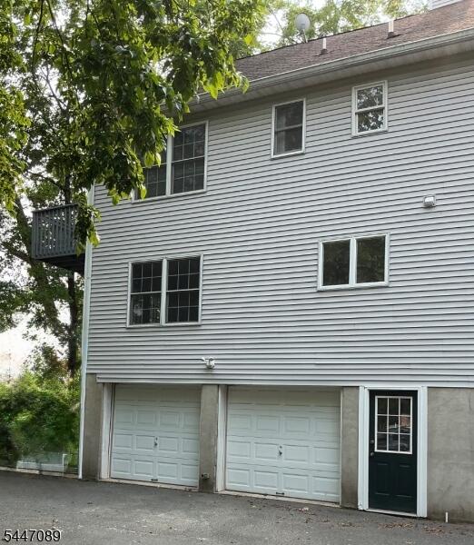 Property listing MLS 4040982 photo 25