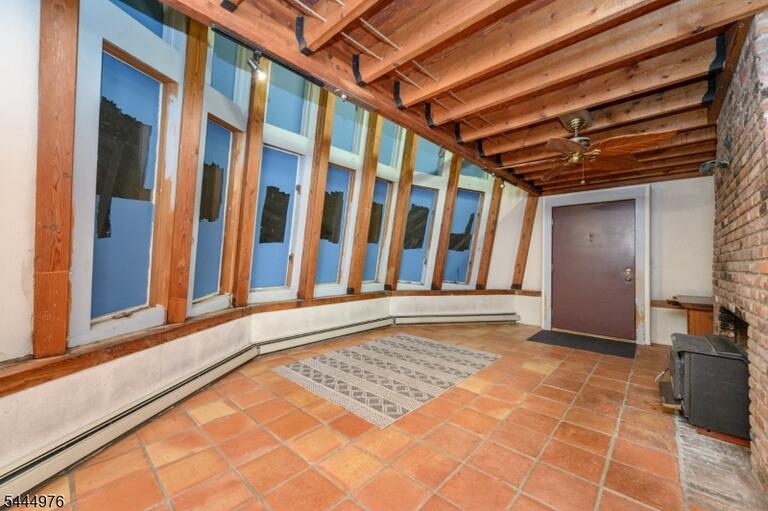 Property listing MLS 4041155 photo 14