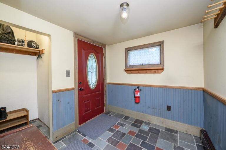Property listing MLS 4041155 photo 3