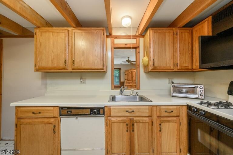 Property listing MLS 4041155 photo 6