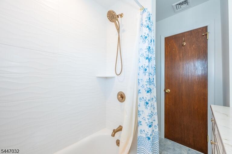 Property listing MLS 4041336 photo 17