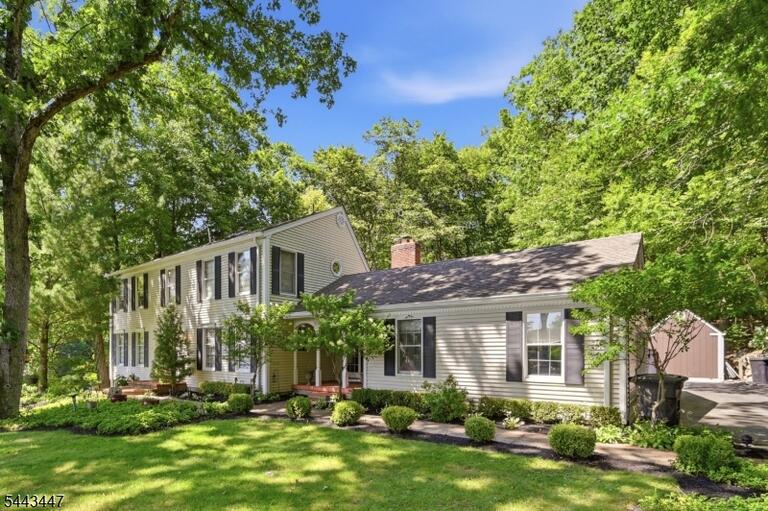 Property listing MLS 4041660 photo 1
