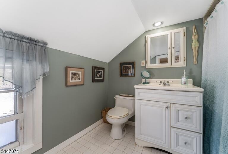 Property listing MLS 4041789 photo 19