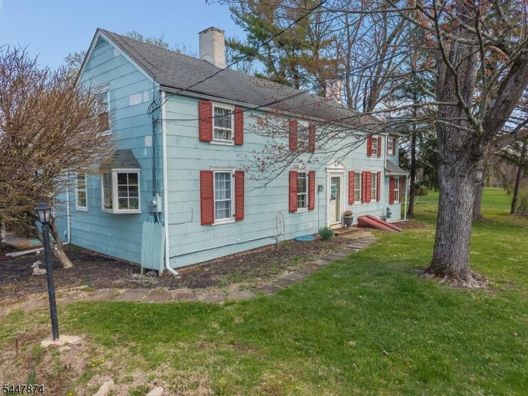 Property listing MLS 4041789 photo 38