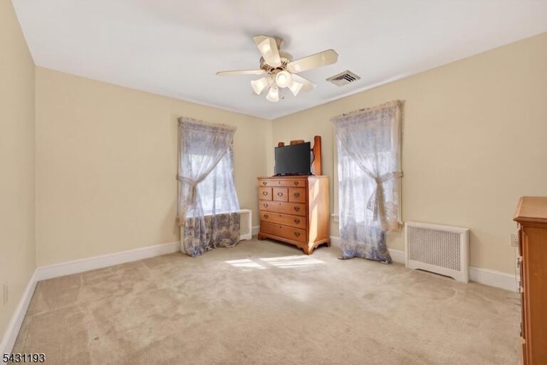 Property listing MLS 4042142 photo 11