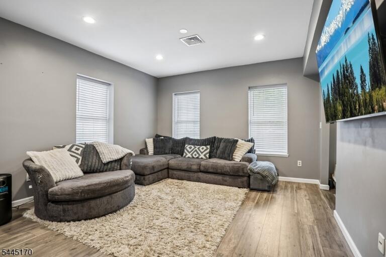 Property listing MLS 4042515 photo 7