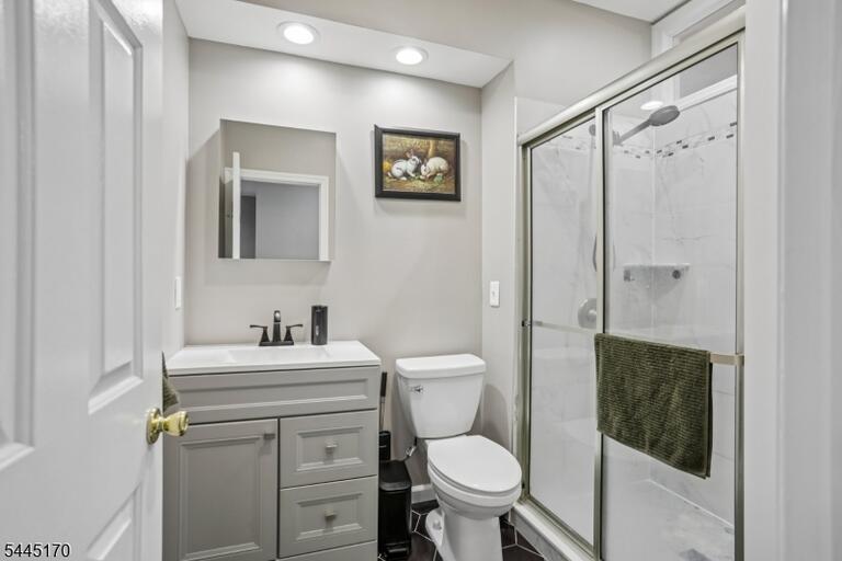 Property listing MLS 4042515 photo 9