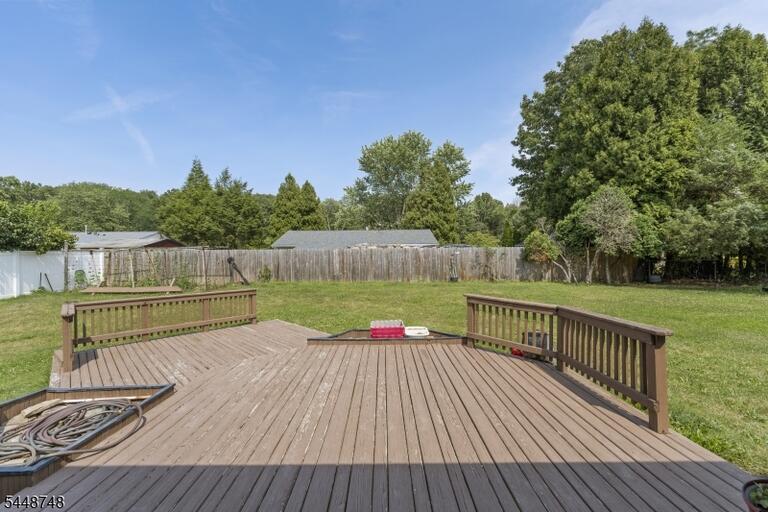Property listing MLS 4042988 photo 17