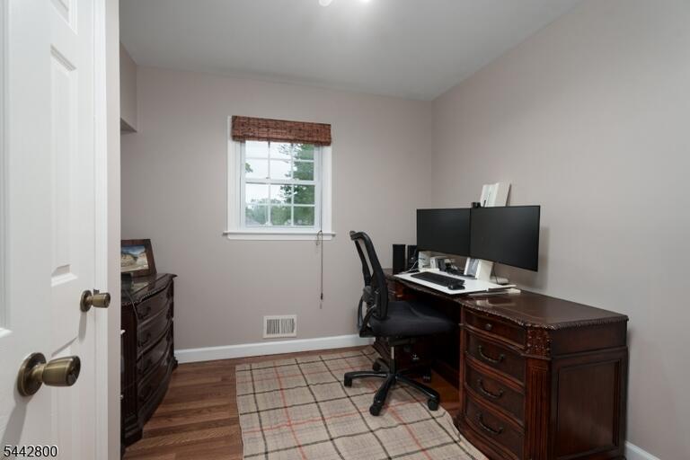Property listing MLS 4043277 photo 17