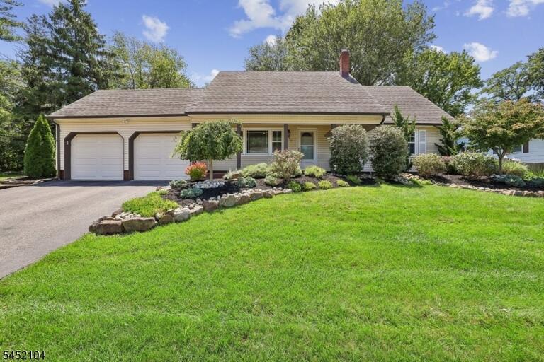 Property listing MLS 4045513 photo 1