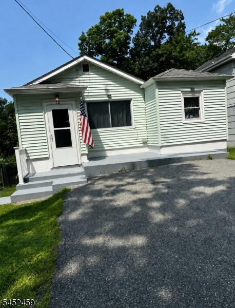 Property listing MLS 4045706 photo 1