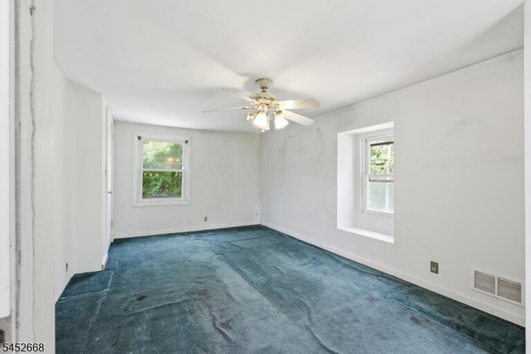 Property listing MLS 4045851 photo 17