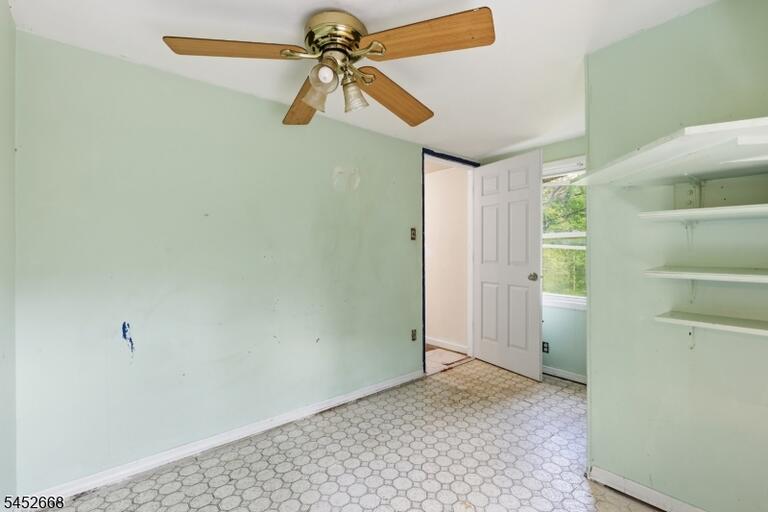 Property listing MLS 4045851 photo 19