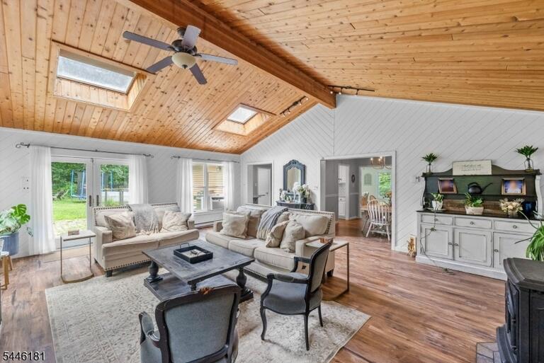 Property listing MLS 4046460 photo 14