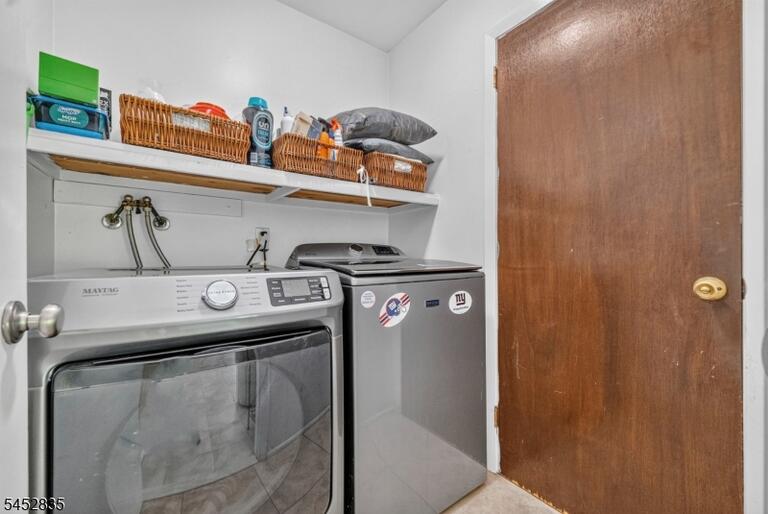 Property listing MLS 4046555 photo 18