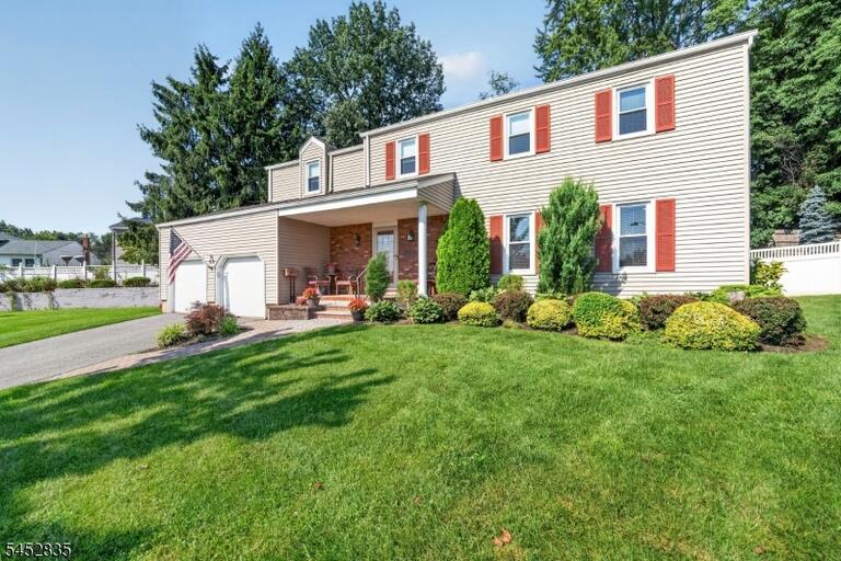 Property listing MLS 4046555 photo 40