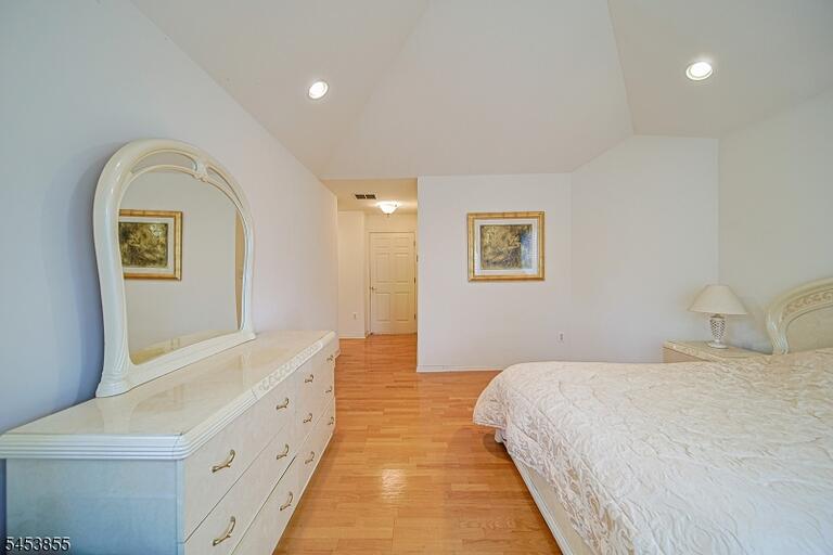 Property listing MLS 4046902 photo 24