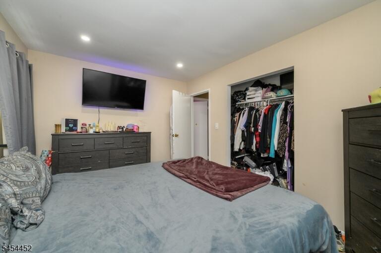 Property listing MLS 4047711 photo 15