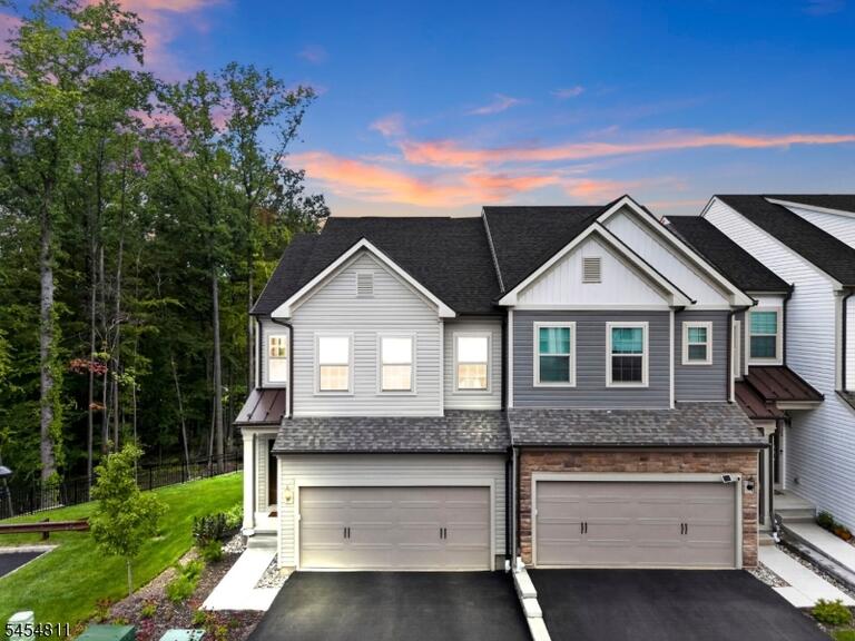 Property listing MLS 4047716 photo 1