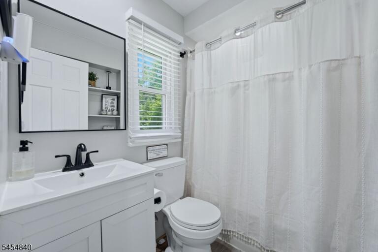 Property listing MLS 4047719 photo 20