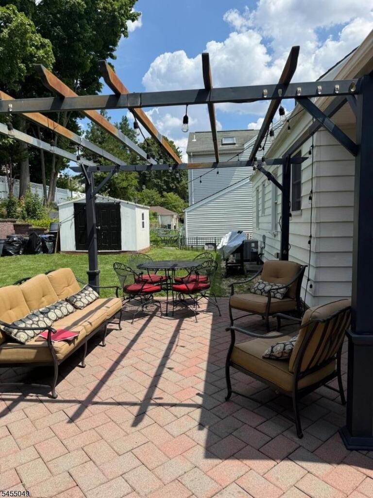 Property listing MLS 4047870 photo 19