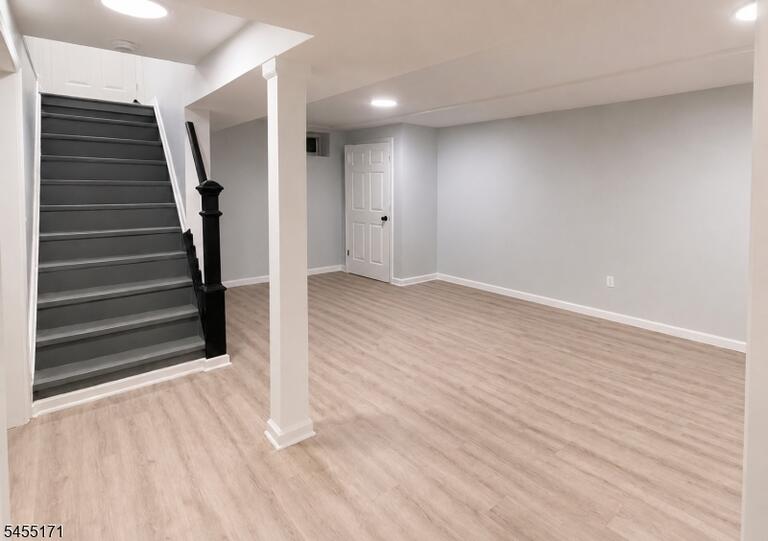 Property listing MLS 4048000 photo 12