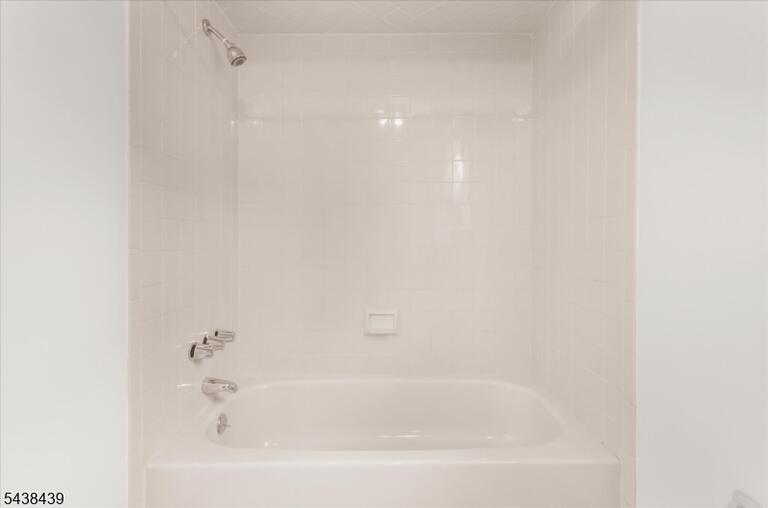 Property listing MLS 4048491 photo 26