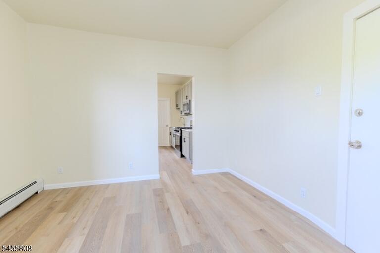Property listing MLS 4048546 photo 38