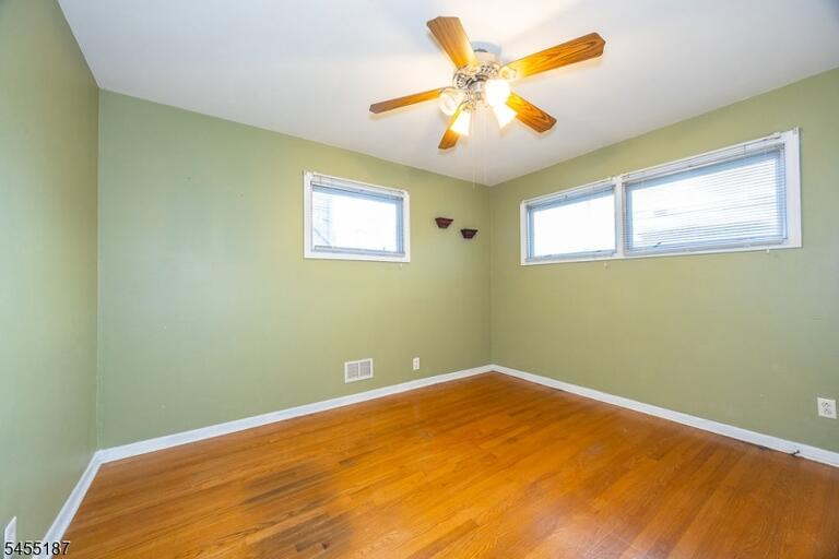 Property listing MLS 4048588 photo 8