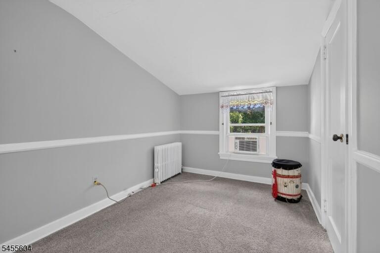 Property listing MLS 4048796 photo 33