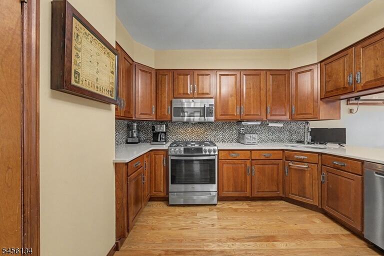 Property listing MLS 4048809 photo 16