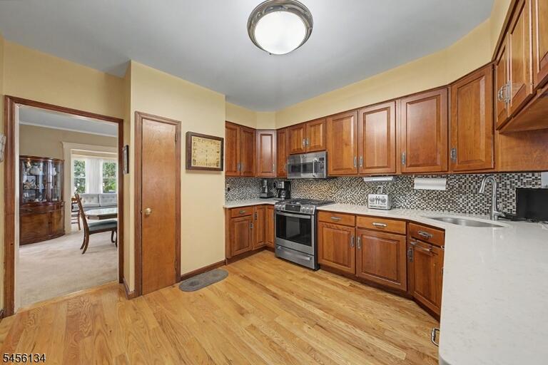 Property listing MLS 4048809 photo 19