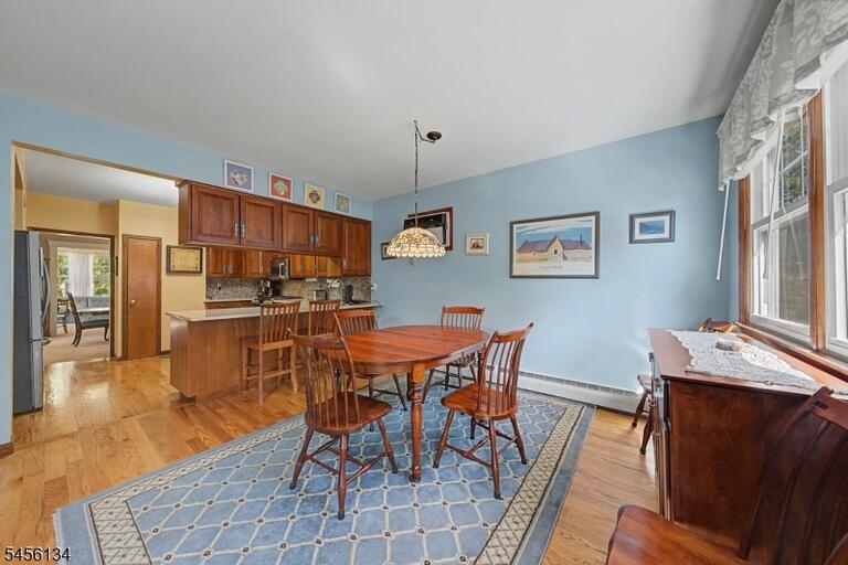 Property listing MLS 4048809 photo 22